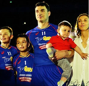 hubix313 - #siatkowka Nie chcę straszyć, ale Władimir Nikołow poza Aleksandrem i Moni...