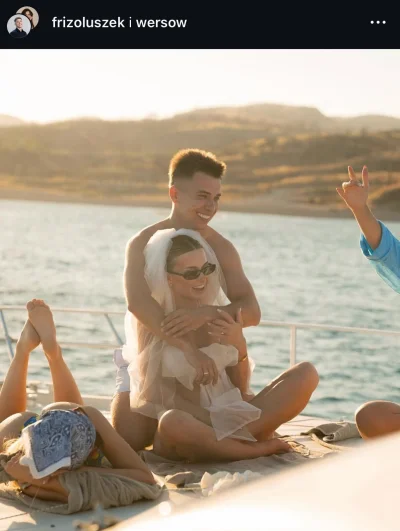 bizzi0801 - Zwyrol pewnie wiedział, że biorą ślub, więc specjalnie wydał film na Friz...