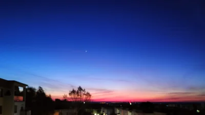 Hellicon - Przedświt. Na niebie tylko jedna, bardzo jasna gwiazda. Chatgpt mówi że to...