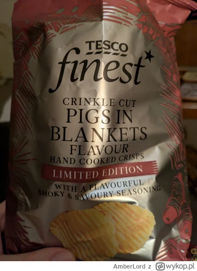 AmberLord - Święta coraz bliżej, na półkach już czipsy o smaku świń w kocykach #swiet...