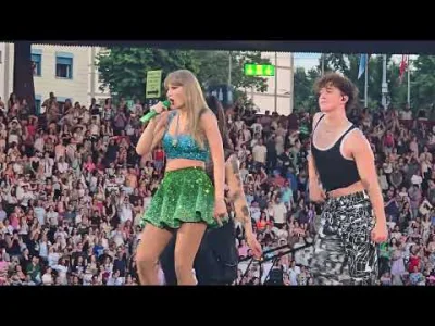 editores - @kayleigh1507: W internecie są nawet filmy z przyszłości.