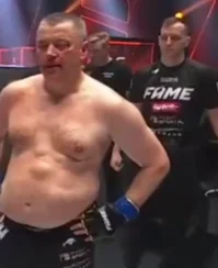 raszko754 - Tomeczek niech jedzie przebadać żołądek bo po wysiłku  wyszły mu na wierz...