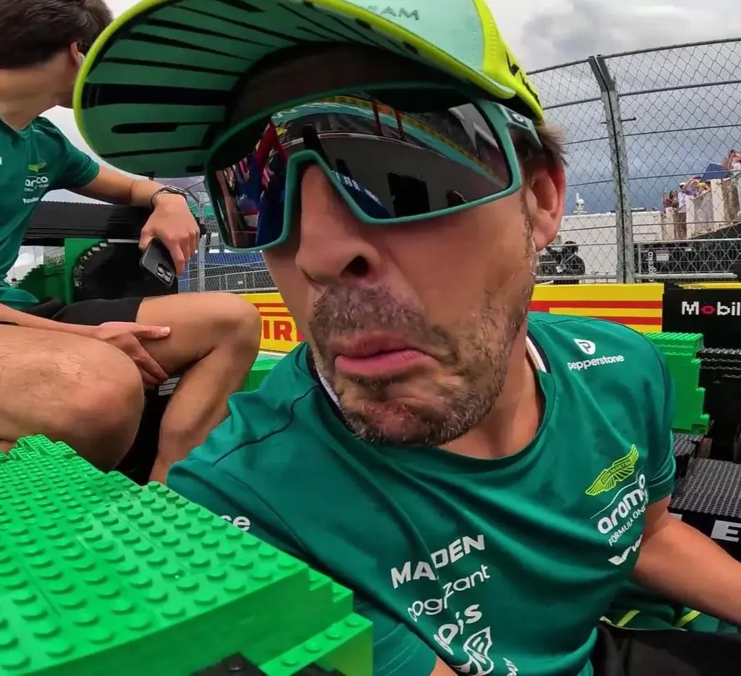 robin_caraway - . #f1