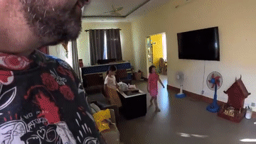 TeresaKorolInvestments - Kiedy twój tata zamiast kupić tobie Labubu, kupił sobie krat...