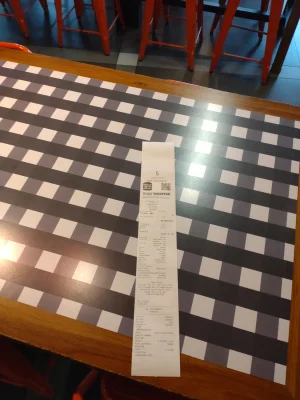 crs88ver2 - @SzubiDubiDu: metrowy rachunek za burgera, jednego.