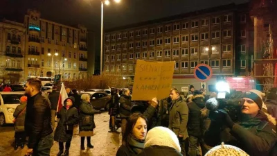 chwilowypaczelok - Ja to byłem za Pis i za ochroną wolnych mediów i TVP, ale juz nie ...