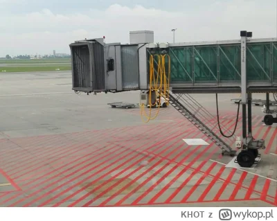 KHOT - @tombeczka: ale zdajesz sobie sprawę, że te "nadbrzeża" są na kołach? ¯\(ツ)/¯