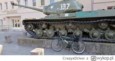 CrazyxDriver - Drodzy państwo kto wygra 1 T-34 czy IS-2 oraz mój rower?