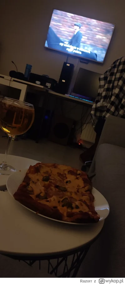 Razorr - #przegryw peaky blinders oglądany będzie do tego domowa picka i piwerko, tak...