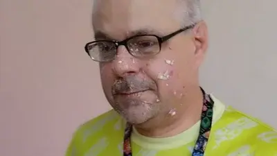 OlgierdanoTivi - Książulo powinien przyjechać przetestować pierwszy w polsce kebab po...