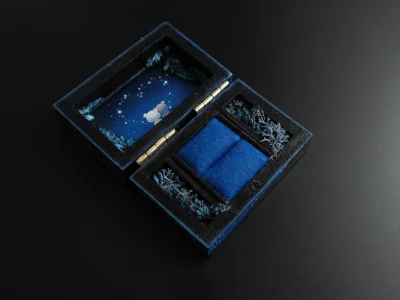 Apaturia - Znowu na niebiesko (｡◕‿‿◕｡) Malutkie pudełko 77 x 49 x 32 mm z motywem roz...