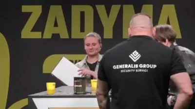 L0giczna - #famemma Zobacz Mariola @MariannaSchreiber jak się zachowuje osoba która j...