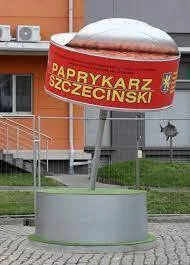 myk-myk-myk - @Naczelnik_Weles: @thority na obronę dodam paprykarz szczeciński