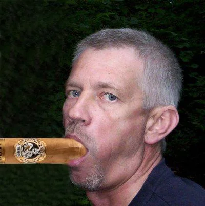 SzlugShaker - @MIREK_FAJFUS: można, jak najbardziej

a i cygaro mozna zapalic jak naj...