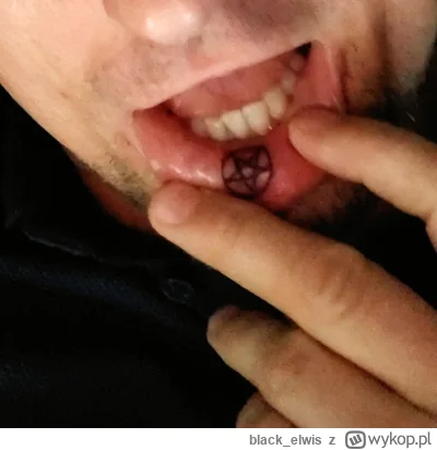 black_elwis - Synek bój się Boga
Stare baby mnie znienawidzo 
#tatuaze #mowildziendob...