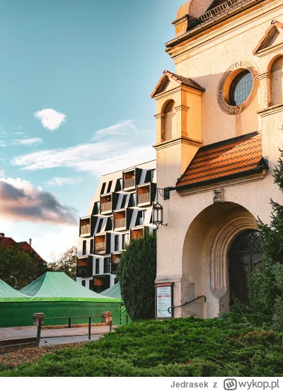 Jedrasek - Poznań, Rynek Wildecki
#poznan #fotografia #instagram 

IG: https://www.in...