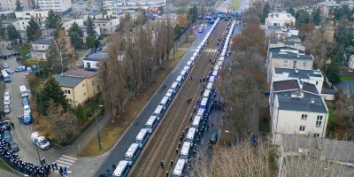 KupujacKarmeDlaKotaNieMajacKota - >a z ciekawości, jak inaczej mając tylko 1 radiowóz...