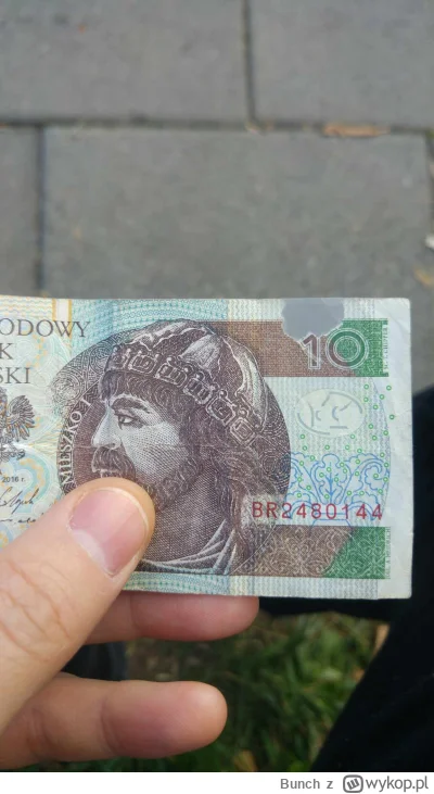 Bunch - Co to za przeźroczyste banknoty mi wydano w sklepie?
#pytanie #polska