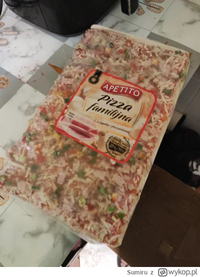 Sumiru - Zaraz włoże to cudo do piekarnika i zjem całą na raz.
Familijna polana keczu...