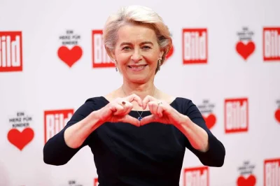 konradpra - Uśmiechnijcie się. Planeta nie spłonie.