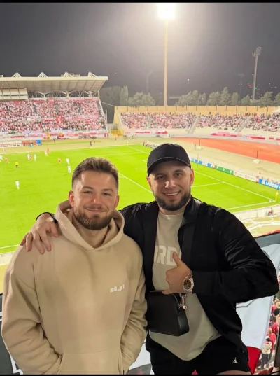 sperg44 - Ciężko się zdecydować którego omelać pierwszego
#famemma