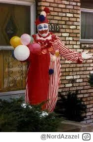 NordAzazel - >John Wayne Gacy

@Vermeerrr: a taki sympatyczny był ( ͡° ͜ʖ ͡°)