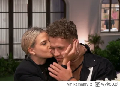 Amikamamy - #hotelparadise 
No to chyba mamy nową aferę 
 ,,aferę pocałunkową '' co ?