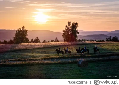 rudeiczarne - Witajcie Mireczki I Mirabelki!

Dzisiaj zabieramy Was do mniej znanych ...