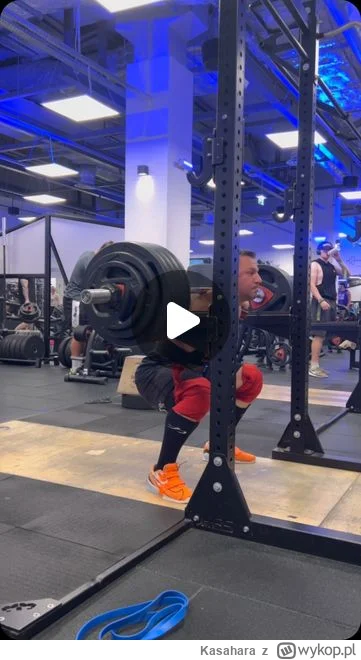 Kasahara - Trochę wstyd takie ciężary, no ale mocna redukcja to nie można dużo

#mikr...