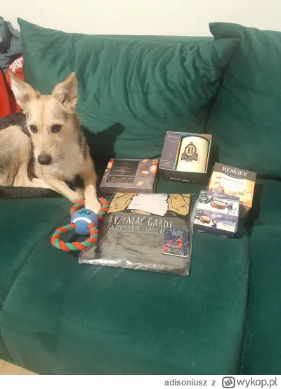 adisoniusz - Czas na moje pełne #pokapake. W tym roku moim Mikołajem był @TheDzemo i ...