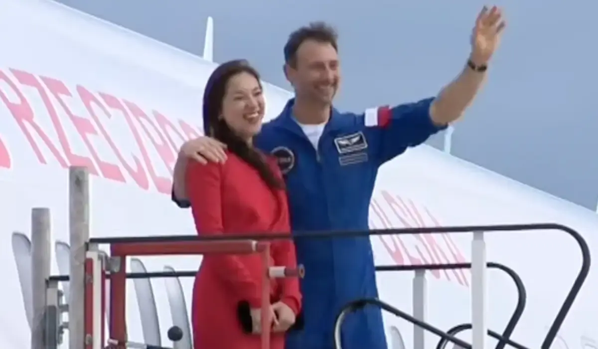 okoboji - >osiągnij tyle co on 

@PetalMindXd: wszystkie jego sukcesy należą do Aleks...