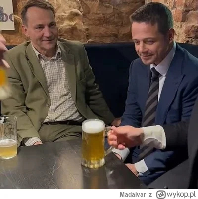 MadaIvar - Stypa?

Panie premierze szczególne podziękowania dla Pana:

1. Można było ...