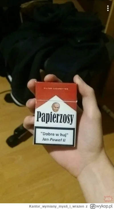 Kantorwymianymysliiwrazen - @Varesi: @voov100 @zbiggniew_woddecki2
( ͡° ͜ʖ ͡°)ﾉ⌐■-■