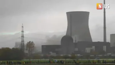 gerwazy-oko - W Niemczech wysadzono chłodnie kominowe niegdyś najpotężniejszej elektr...