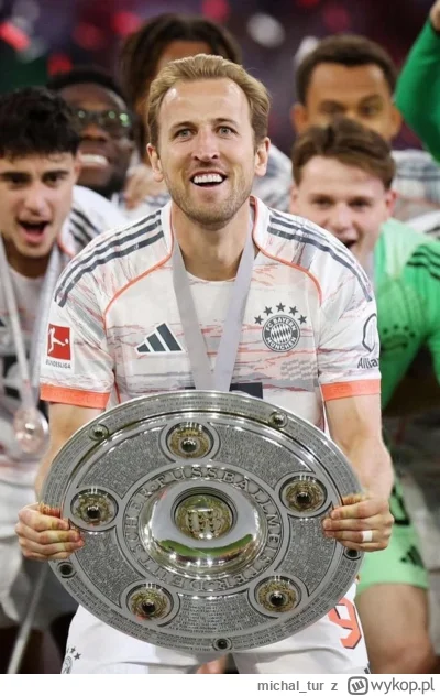 michal_tur - Nawet kiedy wszyscy w ciebie wątpili, pokaż im, że się mylili #bayern #b...
