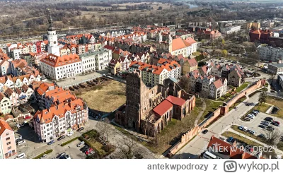 antekwpodrozy - Cześć

Na początku wiosny odwiedziłemGłogów w ramachprojektu „Miasta ...