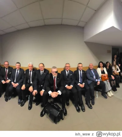 ish_waw - Byłem dzisiaj rano umówiony w przychodni do lekarza. Idę normalnie bez spóź...