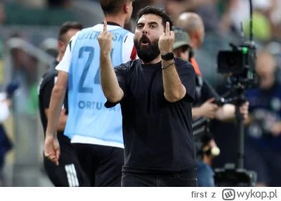 first - @Sylwiusz89: Feio pozdrawiający Chopina i brata bliźniaka Żewłaka zasiadający...