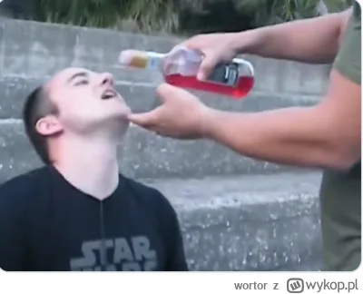 wortor - @The_Rainman: przecież to Igor M. znany działacz LGBT. Załączam zdjęcie dla ...