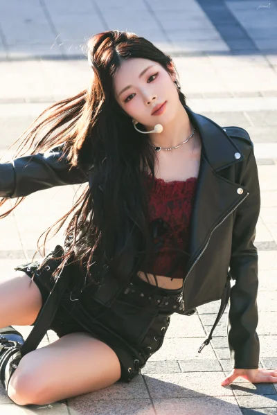 XKHYCCB2dX - #koreanka  #goeun #purplekiss