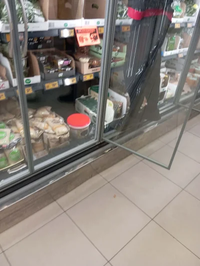 revente - #biedronka
Uwielbiam kiedy pracownik układa

Nie ma to jak syf z butów w lo...