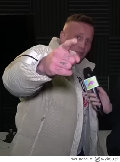 faxi_kondi - #famemma 
"przysięgam że już za niedługo film o byłej Boxdela który to f...