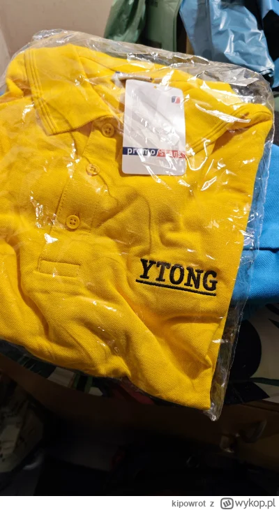 kipowrot - Patrzcie chuopy jaką elegancką wyjściową polówkę dostałem od sąsiada w zes...