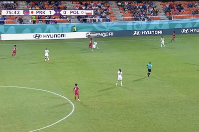 janeknocny - Włączyłem mistrzostwa świata U17 kobiet co zabawne z Korea Północną.

Al...