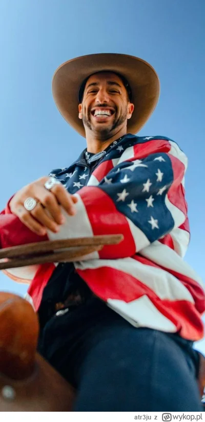 atr3ju - #f1 tego kierowcy brakuje ktory wpada na pit lane na koniu