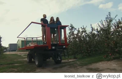 leonid_bialkow - #rolnikszukazony a po co majo nosić? szwagier, pokaż że u nas dobrob...