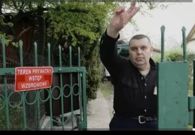 Predator77 - #kononowicz #patostreamy
Oprawcy weszli jak był zakaz