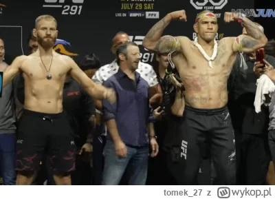 tomek_27 - Nic dziwnego, że Janek p-------l #ufc #heheszki