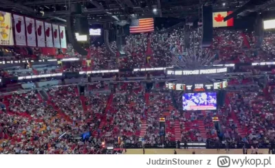 JudzinStouner - W trakcie urlopu miałem okazję pójść na mecz Miami Heat. Nie jestem f...