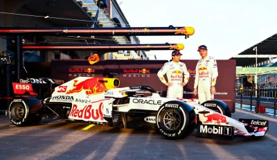 MrRedz - Red Bull to umiał w japońskie malowania. Choć wtedy nie było GP Japonii, to ...